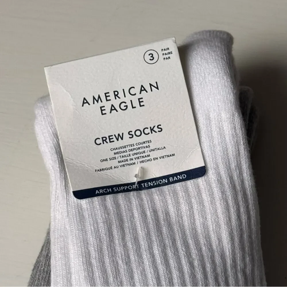 American Eagle Outfitters Two Pack  Casual Socks White and Gray Striped NWT